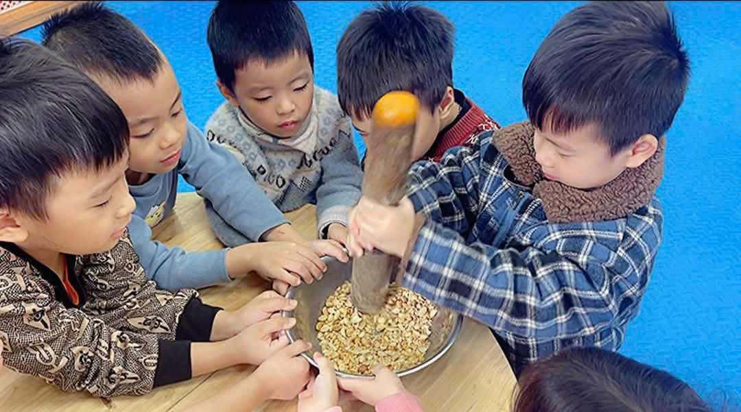 Hoạt động trải nghiệm